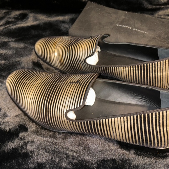 Loafers_&_Slip_Ons